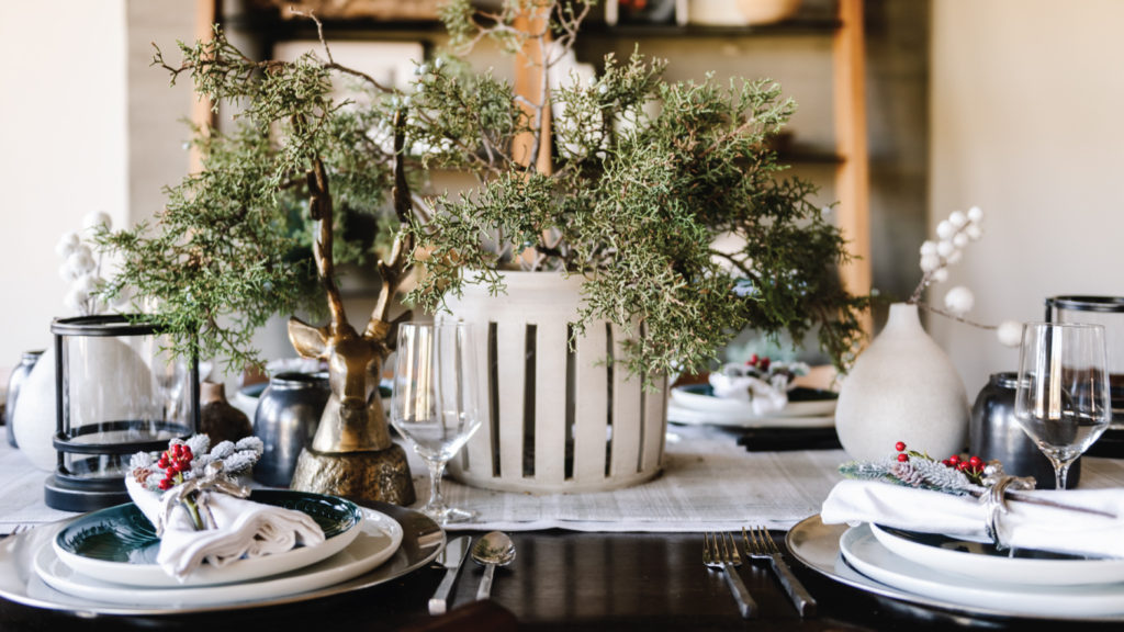 Header-Table-Scape-Decor-Table-Setting-Holidays-Christmas-Thanksgiving