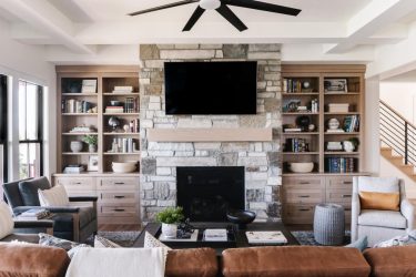 Dockside Entertainer Living Room